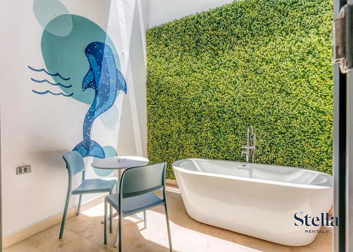 Oceanview Infinity Pool, Steps To 5th Ave & Apartamento